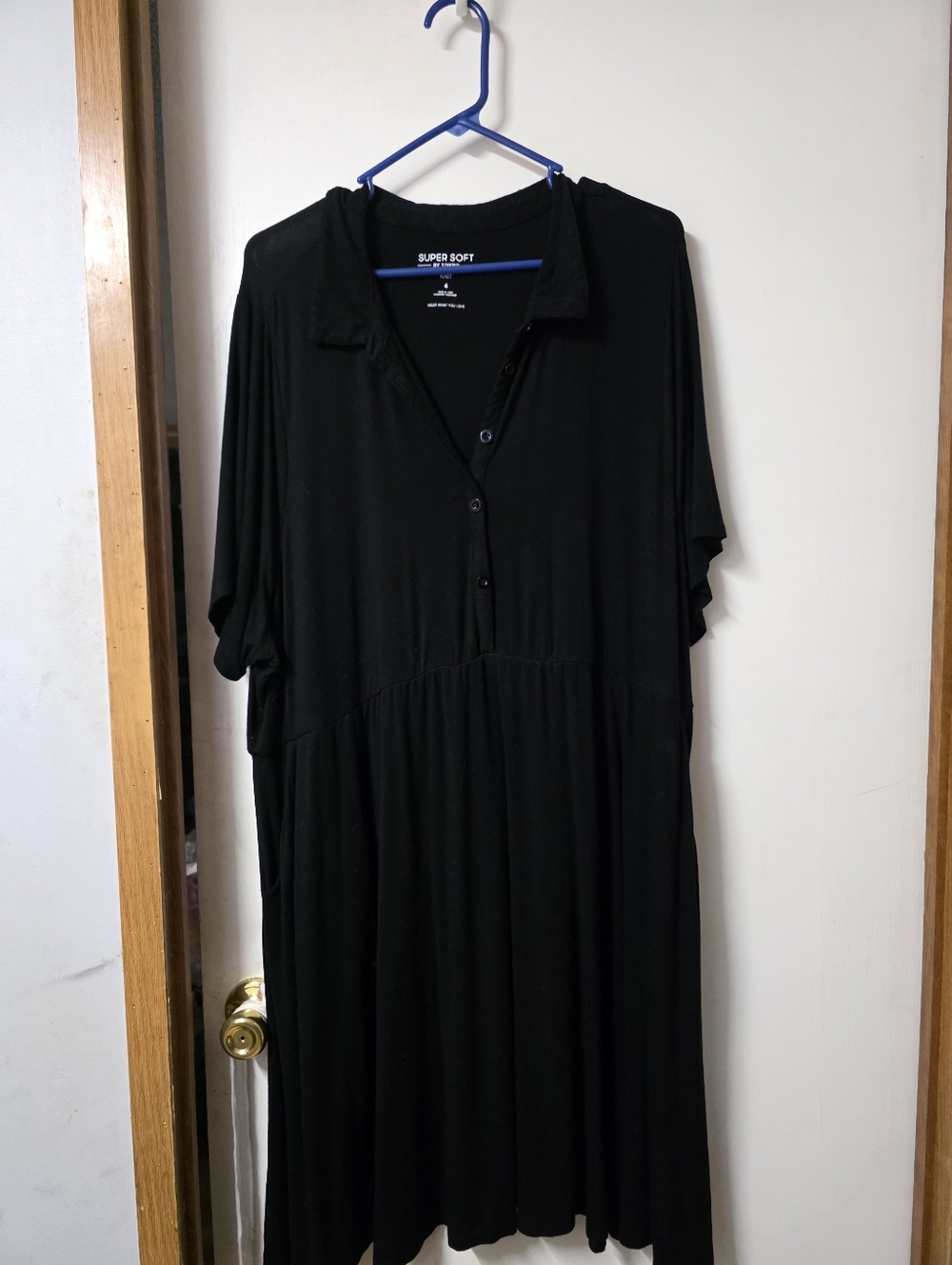 Torrid 4X Black Super Soft Collared Button Dress